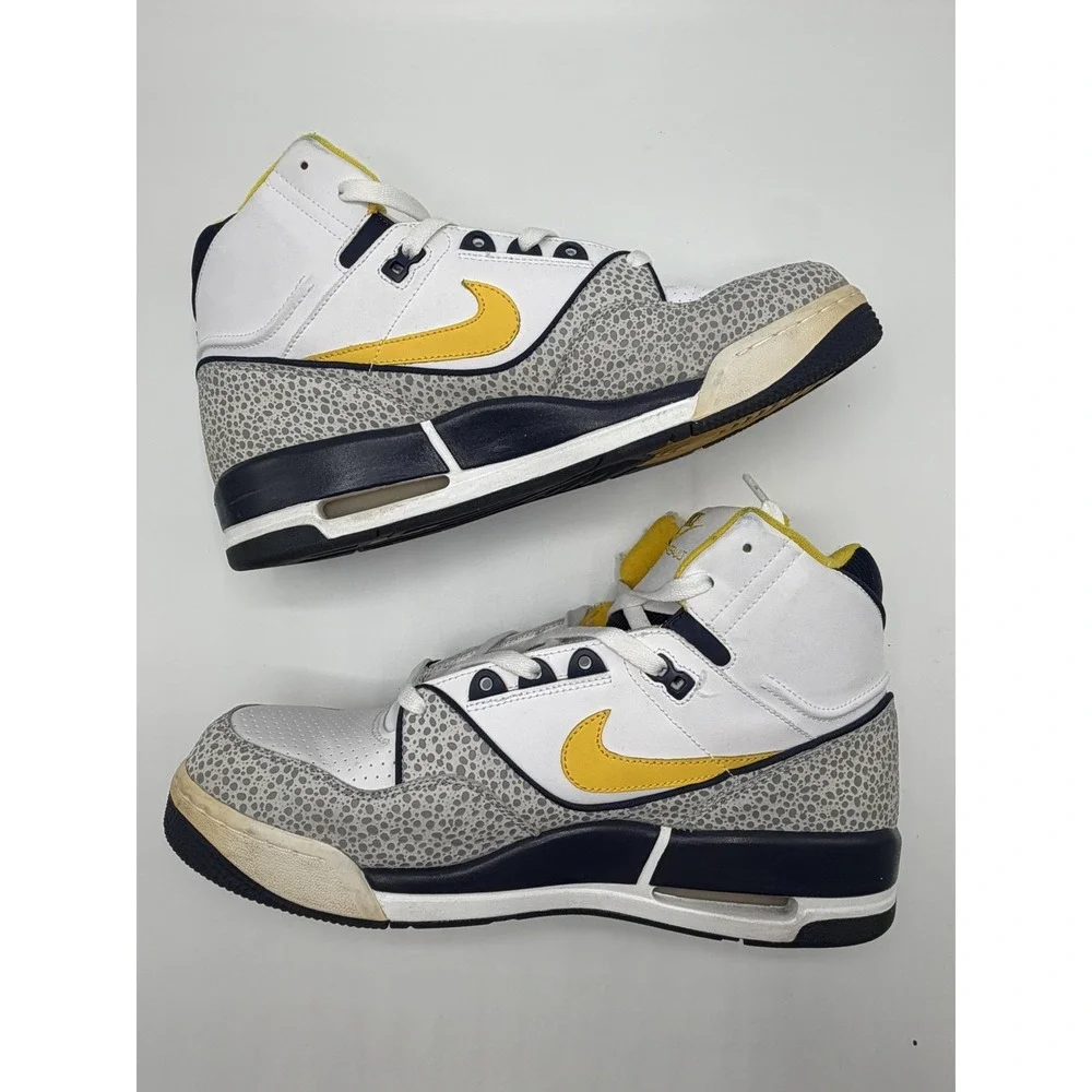 Nike Air Assault White Elephant Yellow Navy 315064-171 Mens Sz 12 No Box